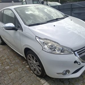 Peugeot 208 1.6hdi para peças